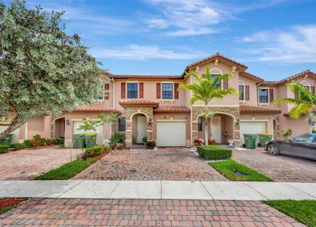 Property at 3777 SE 1st St, Homestead, FL 33033, 3 beds, 2.5 baths