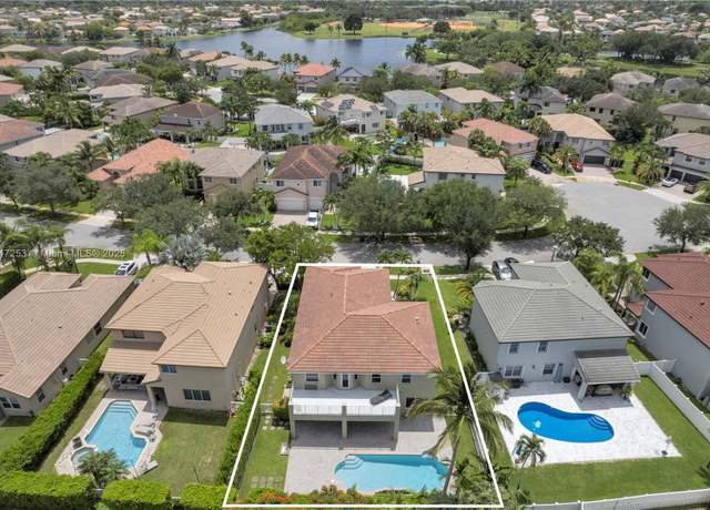 Property at 2128 SW 176th Ter, Miramar, FL 33029, 6 beds, 4 baths