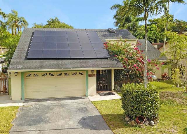Property at 12271 SW 95th St, Miami, FL 33186, 3 beds, 2 baths