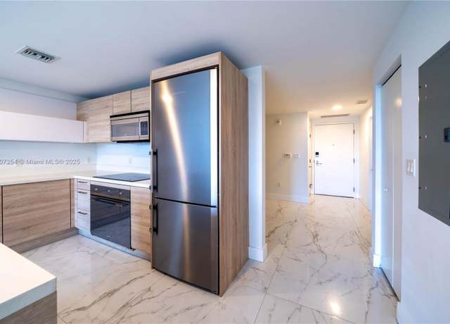 Property at 16385 Biscayne Blvd #417, North Miami Beach, FL 33160, 2 beds, 2 baths