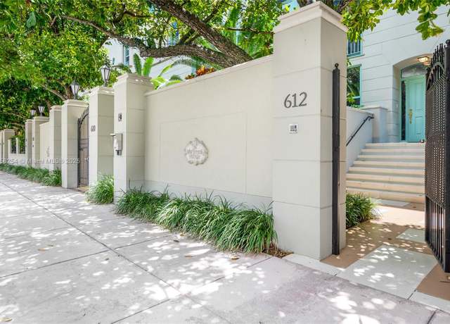 Property at 612 Valencia Ave #104, Coral Gables, FL 33134, 2 beds, 2.5 baths