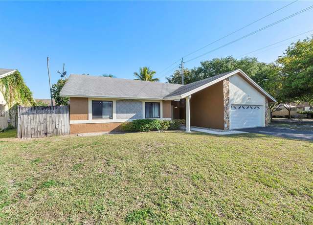 Property at 8201 NW 53rd St, Lauderhill, FL 33351, 3 beds, 2 baths