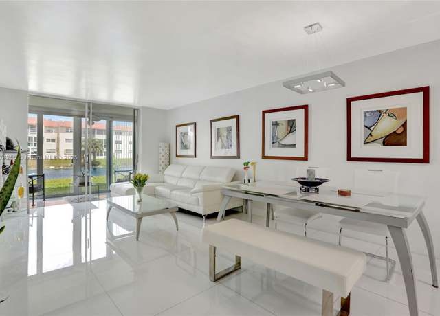Property at 2931 E Sunrise Lakes Dr #109, Sunrise, FL 33322, 2 beds, 2 baths