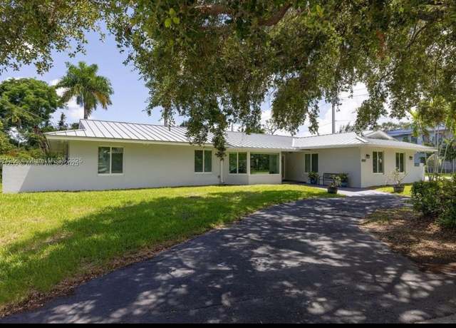 Property at 7980 SW 108th St, Miami, FL 33156, 4 beds, 3 baths