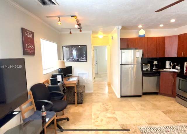 Property at 1856 NE 46th St Unit F8, Fort Lauderdale, FL 33308, 1 bed, 1 bath