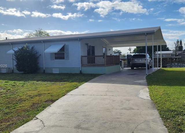 Property at 2014 30th, Okeechobee, FL 34974, 2 beds, 2 baths