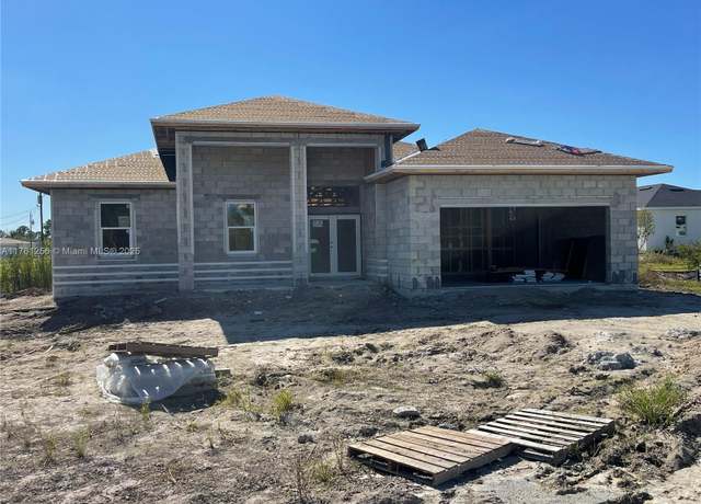 Property at 422 Mercedes Ct, Lehigh Acres, FL 33972, 3 beds, 2 baths