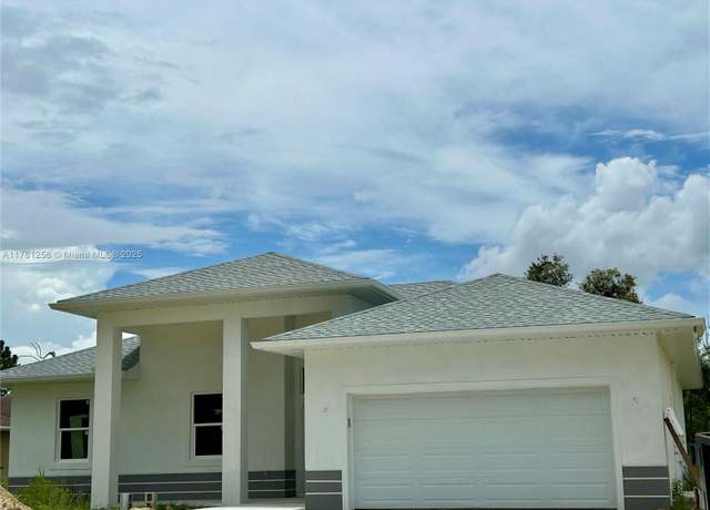 Property at 442 Mercedes Ct, Lehigh Acres, FL 33972, 3 beds, 2 baths