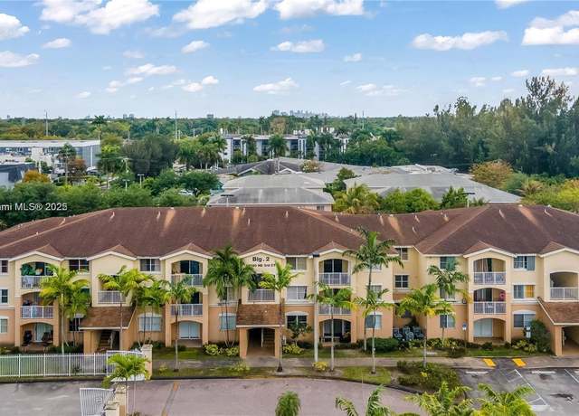 Property at 13780 NE 3rd Ct #207, North Miami, FL 33161, 2 beds, 2 baths