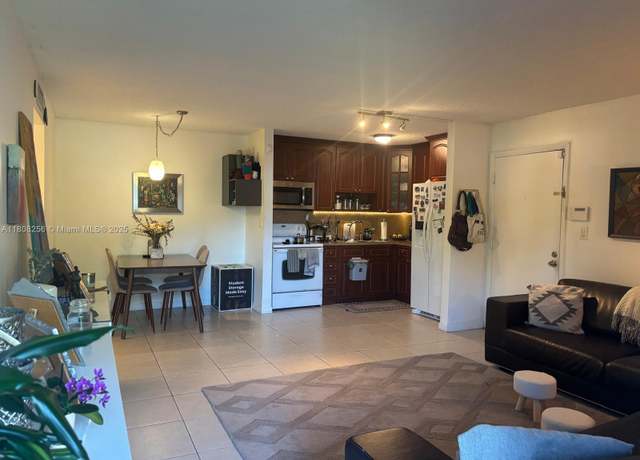 Property at 771 NE 199th St #103, Miami, FL 33179, 2 beds, 2 baths