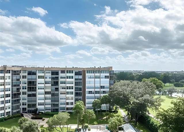 Property at 1000 Saint Charles Pl #522, Pembroke Pines, FL 33026, 2 beds, 2 baths
