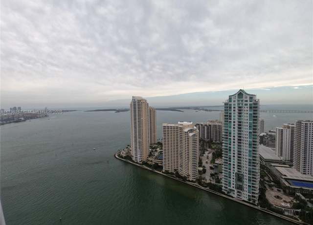 Property at 325 S Biscayne Blvd Unit UPH19, Miami, FL 33131, 2 beds, 2 baths