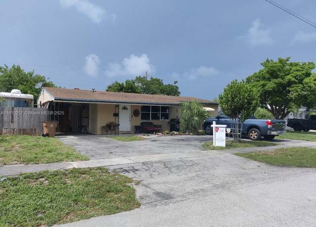 Property at 401 SE 4th St, Deerfield Beach, FL 33441, 3 beds, 1.5 baths