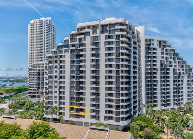 Property at 520 Brickell Key Dr Unit A619, Miami, FL 33131, 2 beds, 2 baths