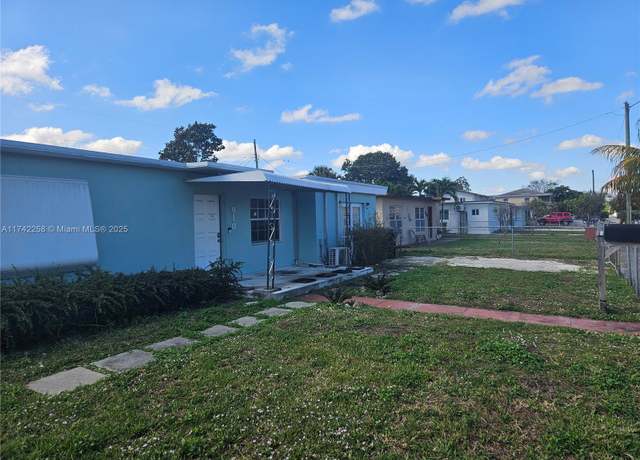 Property at 910 E 11th Pl, Hialeah, FL 33010, 2 beds, 1 bath