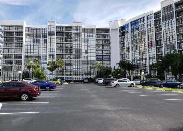 Property at 1000 Parkview Dr #623, Hallandale Beach, FL 33009, 2 beds, 1.5 baths