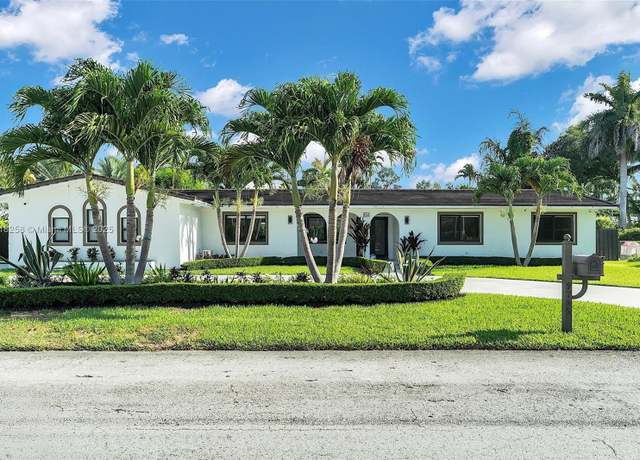 Property at 9745 SW 126th Ter, Miami, FL 33176, 4 beds, 3 baths