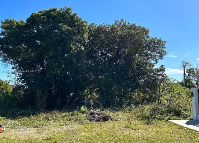 Property at 218 Sw, Unincorporated Dade, FL 33170