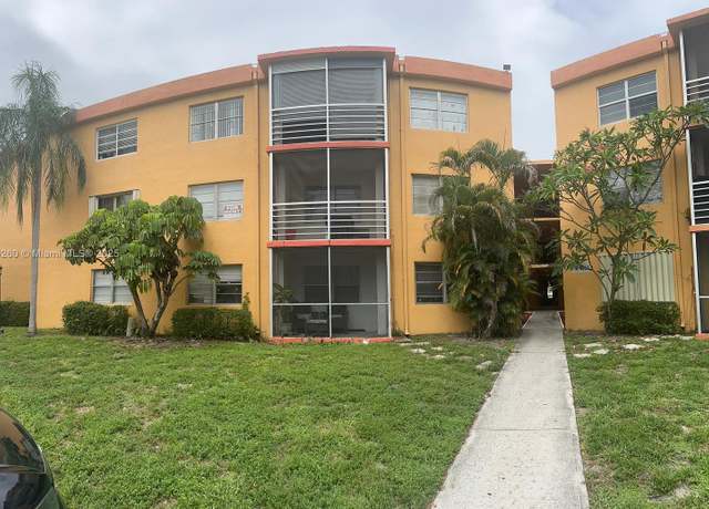 Property at 4354 NW 9th Ave Unit 12-2A, Deerfield Beach, FL 33064, 2 beds, 2 baths