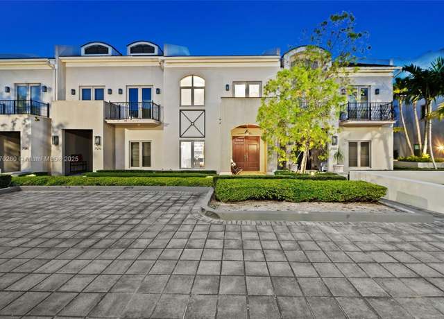 Property at 7560 SW 56th Ct, Miami, FL 33143, 3 beds, 4.5 baths