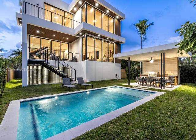Property at 736 NE 77th St, Miami, FL 33138, 4 beds, 4.5 baths