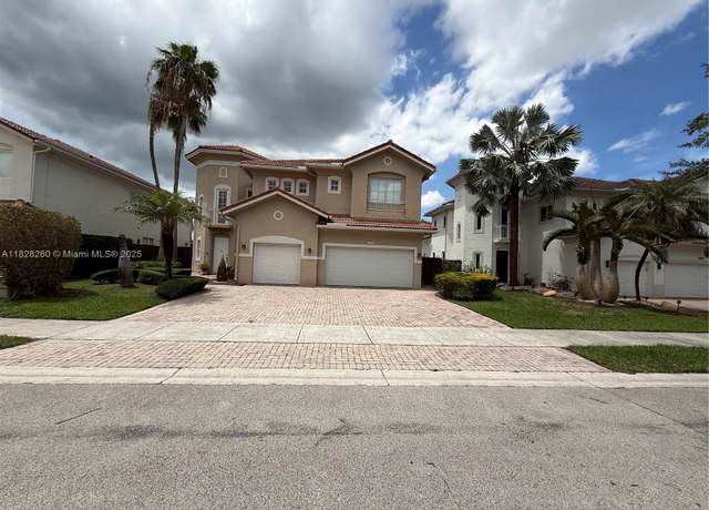 Property at 11153 NW 71st Ter, Doral, FL 33178, 5 beds, 3 baths