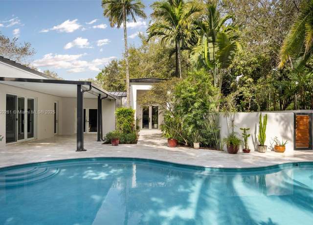 Property at 3940 Braganza Ave, Coconut Grove, FL 33133, 4 beds, 3.5 baths