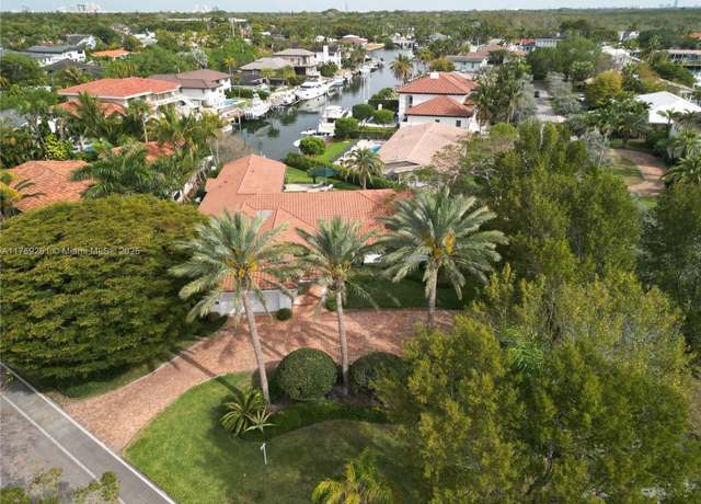 Property at 1117 Bella Vista Ave, Coral Gables, FL 33156, 5 beds, 4 baths