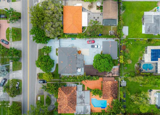 Property at 6615 SW 48th St, Miami, FL 33155, 3 beds, 2 baths