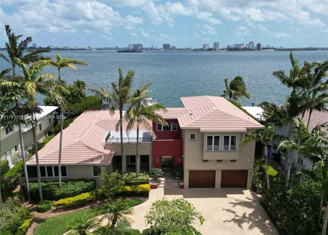 Property at 1500 NE 103rd St, Miami Shores, FL 33138, 4 beds, 3.5 baths