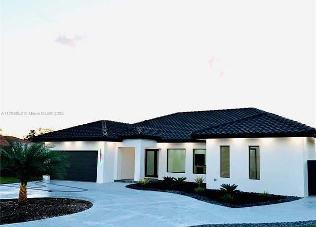 Property at 19614 SW 133rd Ct, Miami, FL 33177, 5 beds, 3 baths