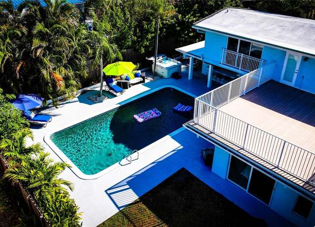 Property at 3407 Beacon St, Pompano Beach, FL 33062, 4 beds, 4.5 baths