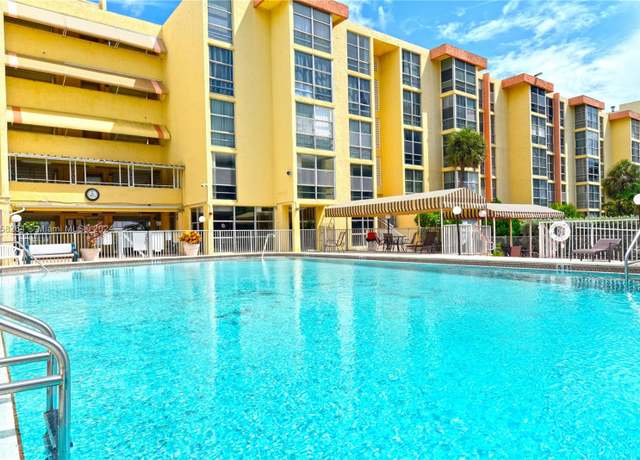 Property at 200 172nd St #306, Sunny Isles Beach, FL 33160, 1 bed, 1.5 baths