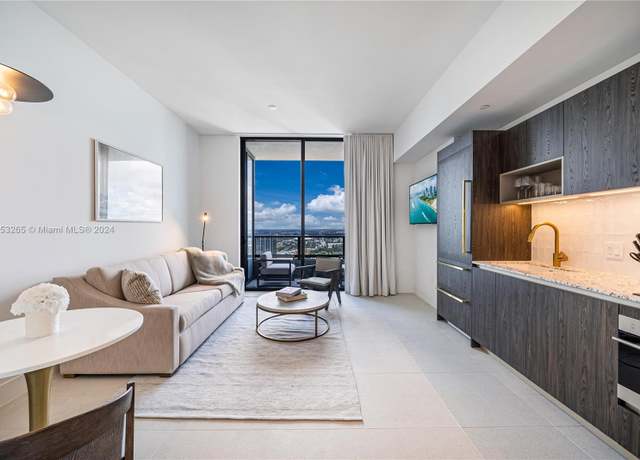 Property at 601 NE 1st Ave Ph 4803, Miami, FL 33132, 1 bed, 1 bath