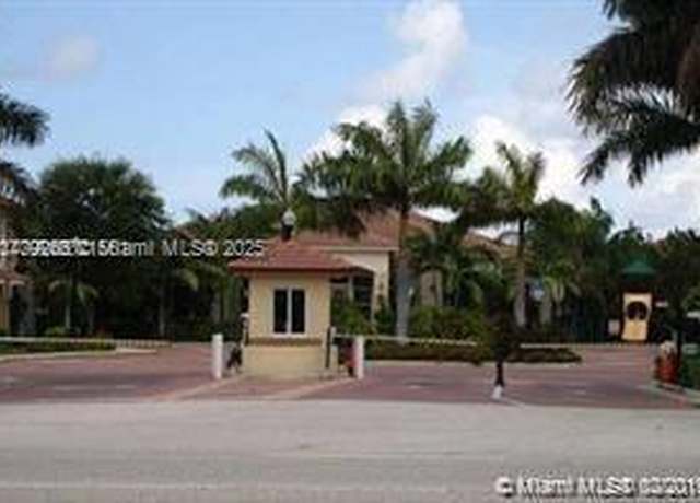 Property at 1925 Gardenia Ct #1925, Riviera Beach, FL 33404, 3 beds, 2.5 baths