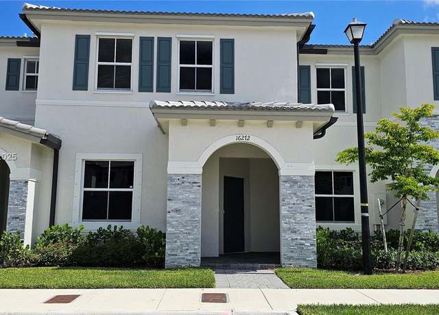 Property at 16272 SW 292nd St, Homestead, FL 33033, 3 beds, 2.5 baths