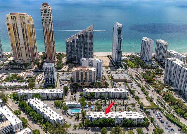 Property at 17570 Atlantic Blvd #318, Sunny Isles Beach, FL 33160, 2 beds, 1.5 baths