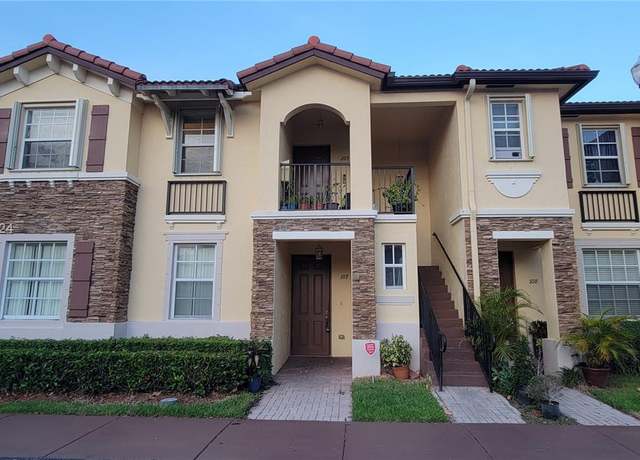 Property at 1655 NE 33rd Rd Unit 108-4, Homestead, FL 33033, 2 beds, 2.5 baths