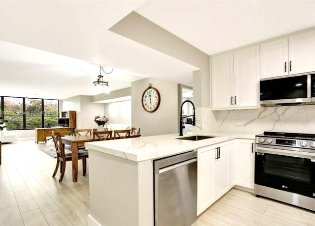 Property at 2660 N Carambola Cir N #305, Coconut Creek, FL 33066, 2 beds, 2 baths