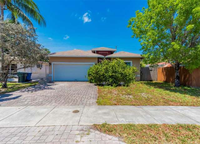 Property at 261 NE 41st St, Oakland Park, FL 33334, 3 beds, 2 baths