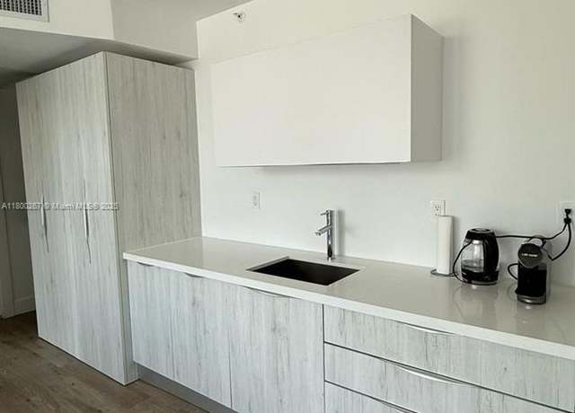 Property at 6080 Collins Ave #402, Miami Beach, FL 33140, 1 bed, 1 bath