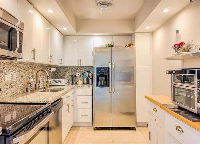 Property at 20355 NE 34th Ct #325, Aventura, FL 33180, 2 beds, 2 baths