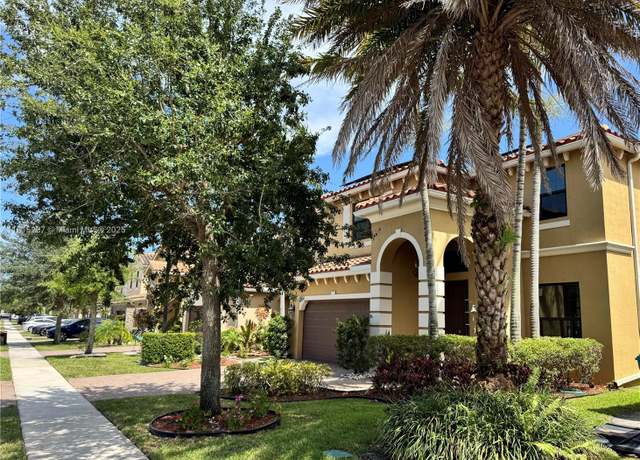 Property at 3864 Aspen Leaf Dr, Boynton Beach, FL 33436, 5 beds, 4 baths