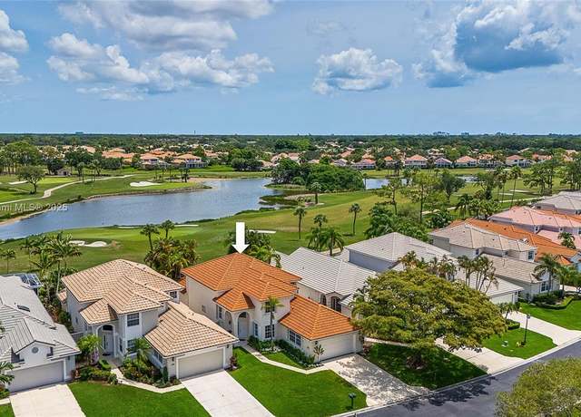 Property at 327 Eagleton Golf Dr, Palm Beach Gardens, FL 33418, 3 beds, 3.5 baths