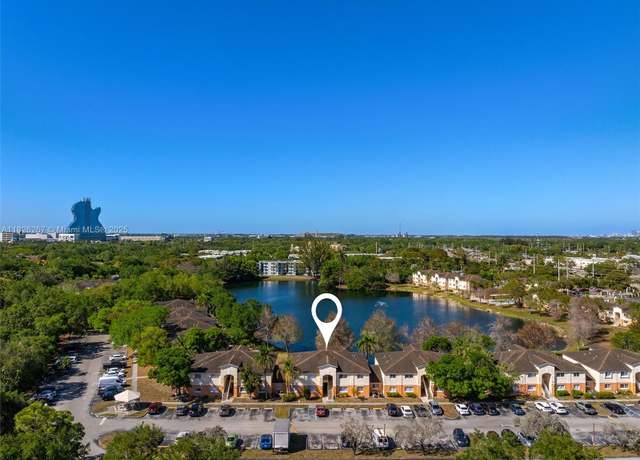 Property at 3660 N 56th Ave #602, Hollywood, FL 33021, 2 beds, 1 bath