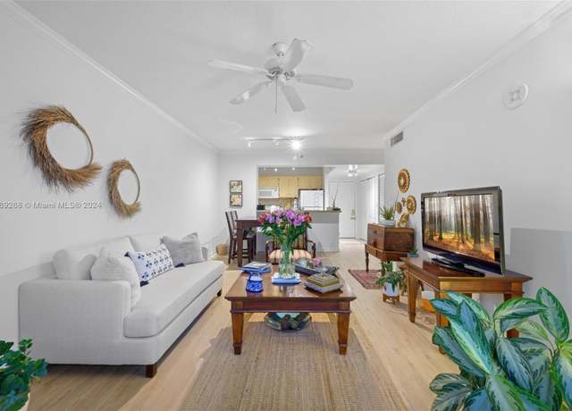 Property at 2665 SW 37th Ave #202, Miami, FL 33133, 1 bed, 1 bath
