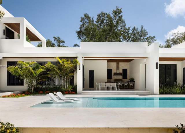 Property at 5796 SW 91 St, Pinecrest, FL 33156, 7 beds, 9 baths