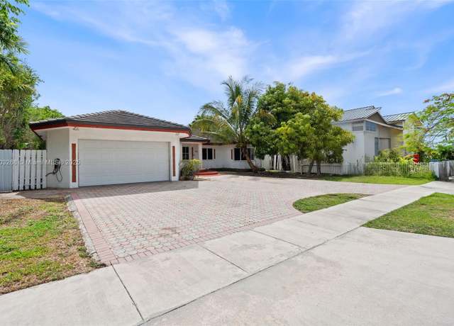 Property at 3161 SW 138th Ave, Miami, FL 33175, 4 beds, 3 baths