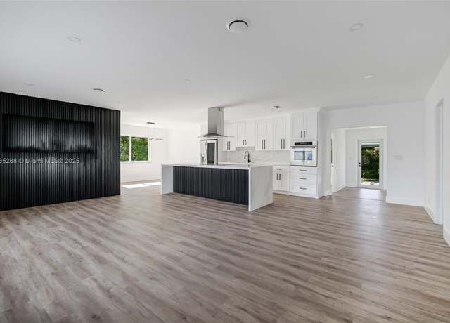 Property at 1830 NE 65th Ct, Fort Lauderdale, FL 33308, 3 beds, 2 baths