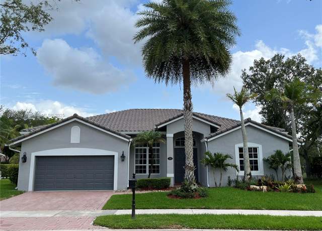 Property at 1290 Ginger Cir, Weston, FL 33326, 5 beds, 2.5 baths